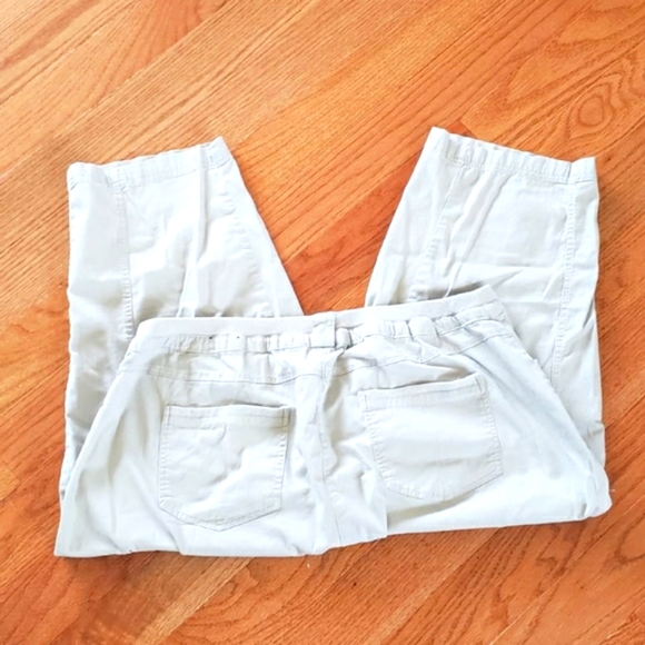 BRIGGS TAN CAPRIS - Picture 3 of 3